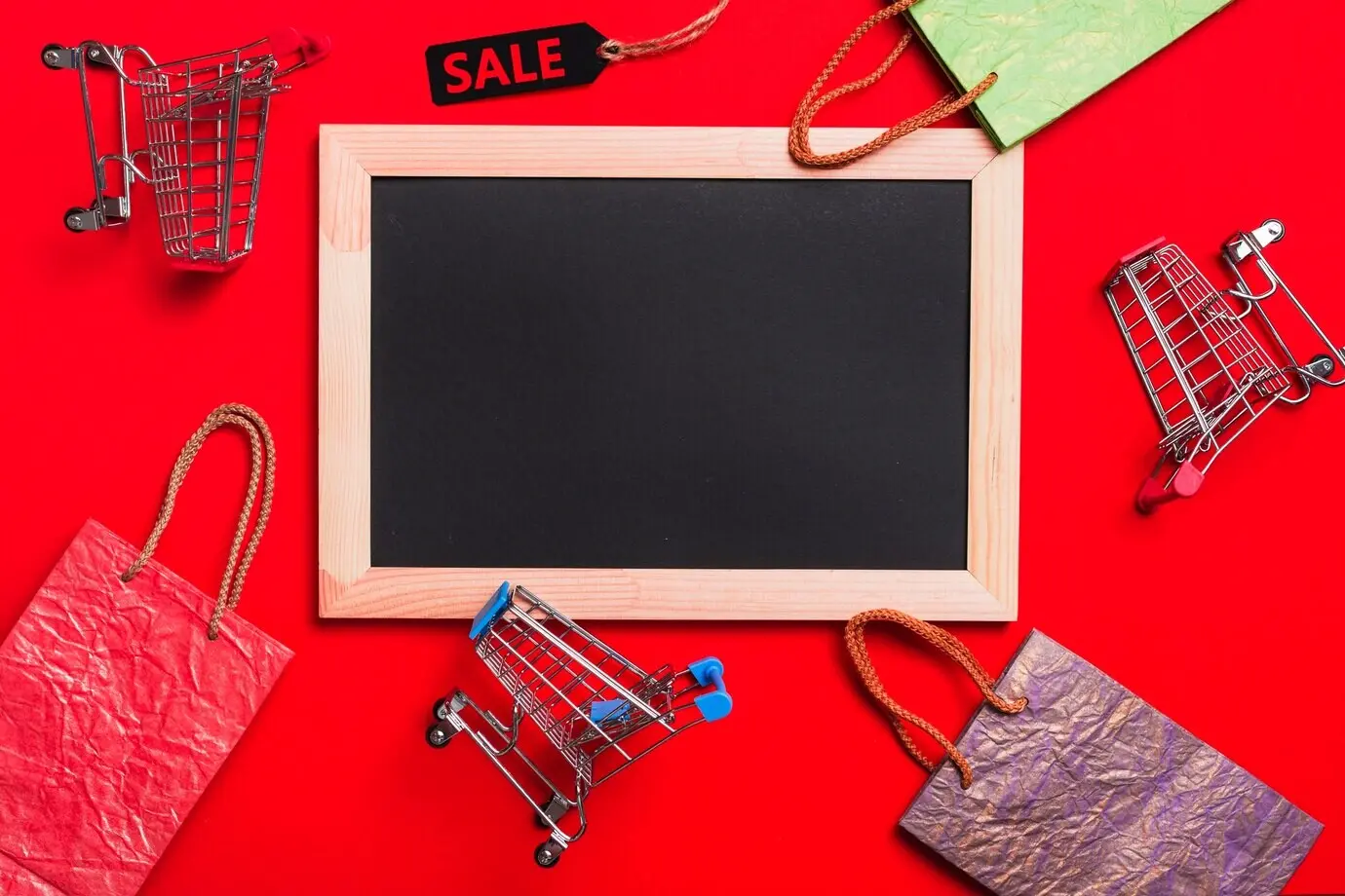 Рамка для фото, тележки для покупок, пакеты и этикетки.